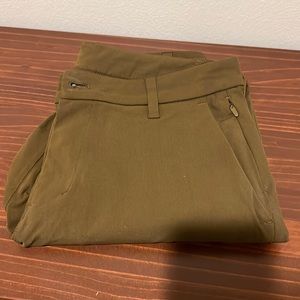 Men’s 30x30 brown lululemon commission pants